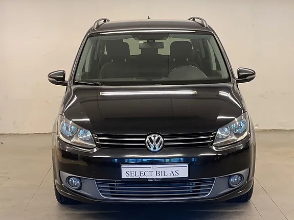 Volkswagen Touran 2014 photo 2