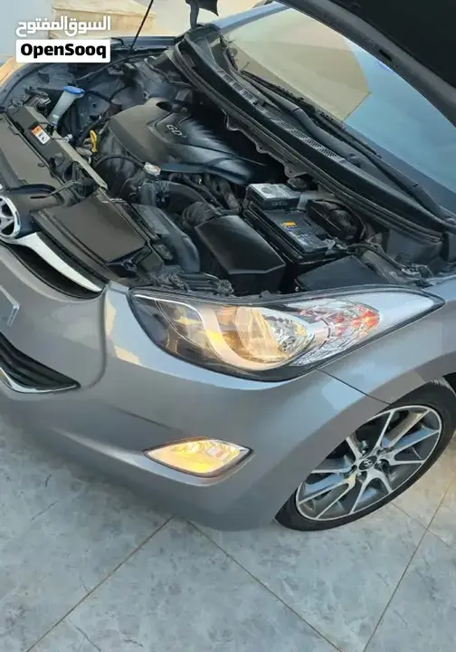 Hyundai Avante 2012 photo 2
