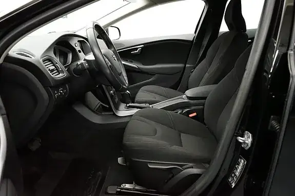 Volvo V40 Cross Country 2019 photo 5