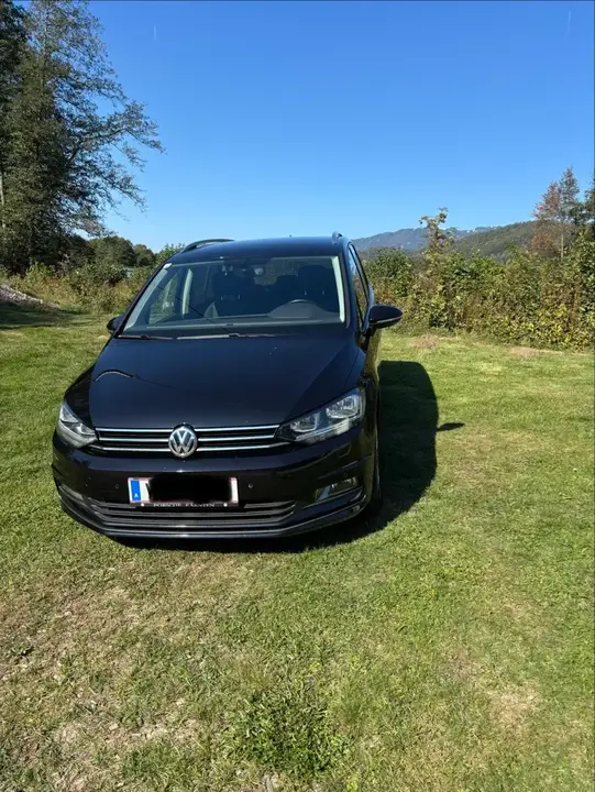 Volkswagen Touran 2016 photo 2