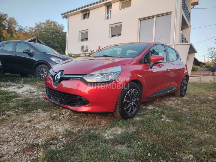 Renault Clio 2015 photo 2