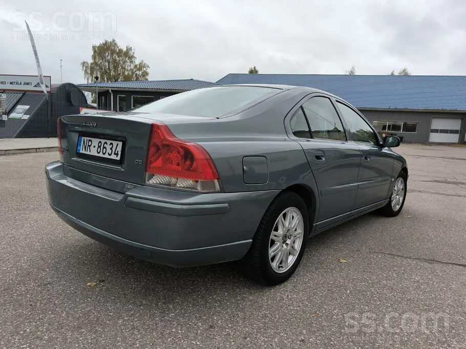 Volvo S60 2005 photo 4