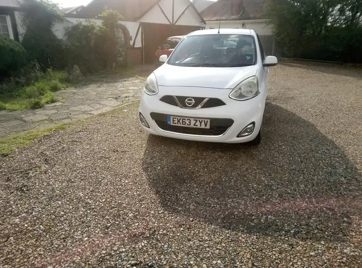 Nissan Micra 2013 photo 2