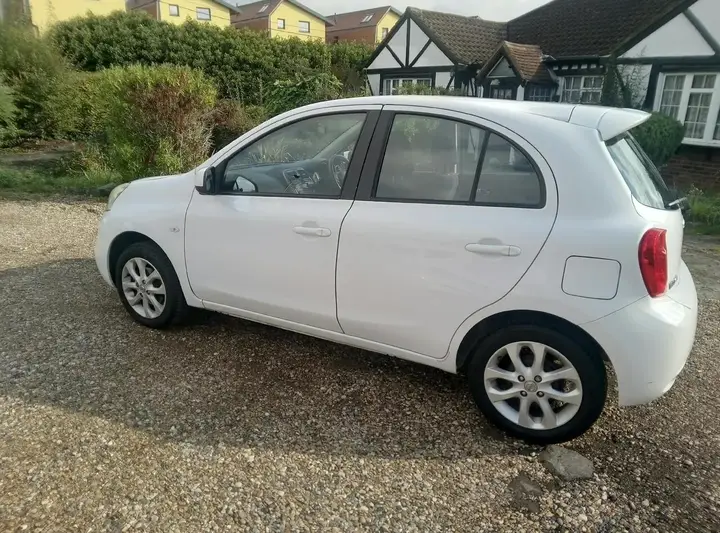Nissan Micra 2013 photo 4