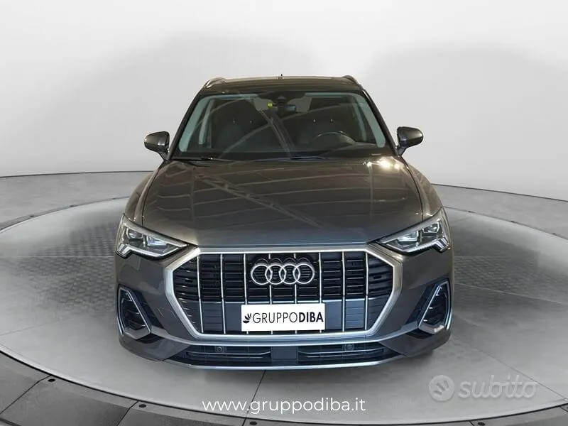 Audi Q3 2022 photo 2