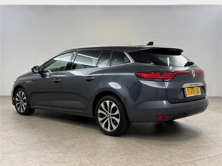 Renault Mégane 2023 photo 3