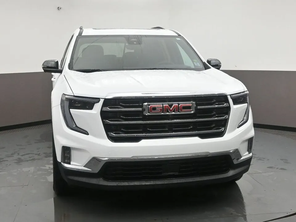 GMC Acadia 2026 photo 2