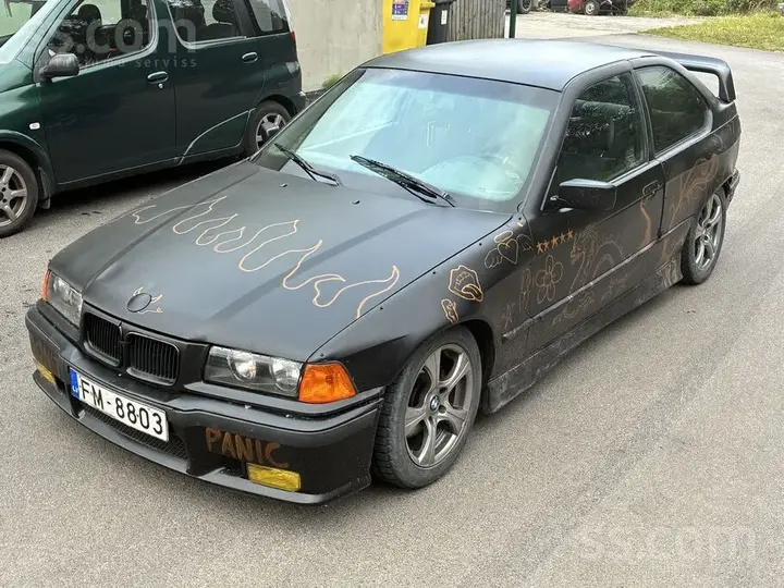 BMW E36 1995 photo 2