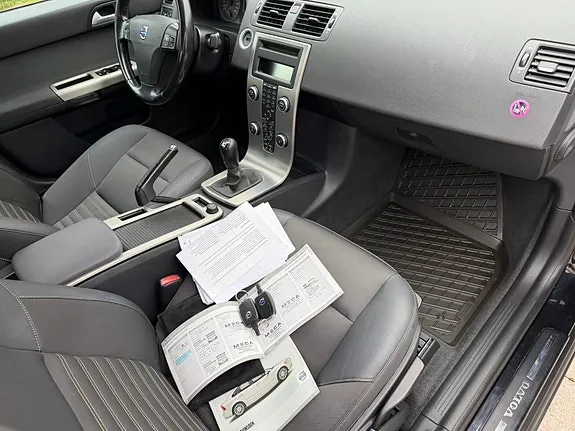 Volvo S40 2008 photo 4