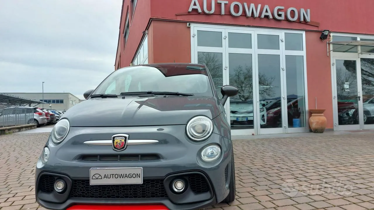 Abarth 695 2017 photo 5