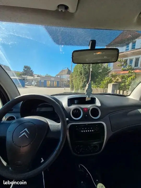 Citroen C3 2009 photo 3