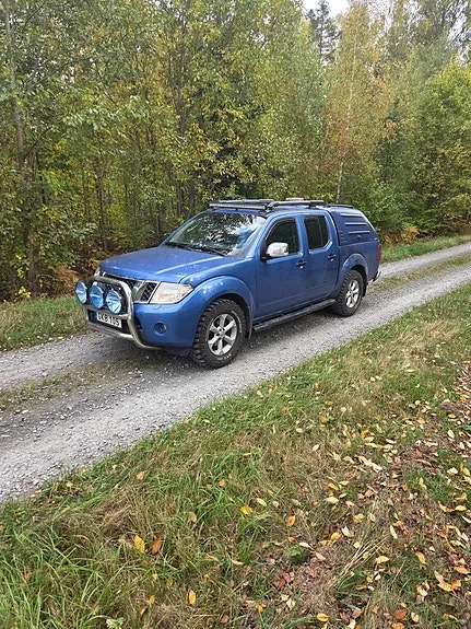 Nissan Navara 2011 photo 5