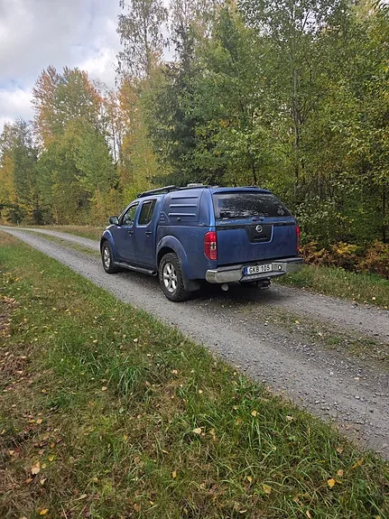 Nissan Navara 2011 photo 4