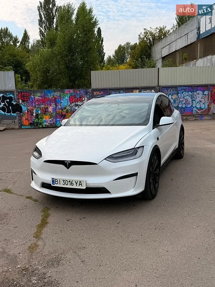 Tesla Model X 2022 photo 2