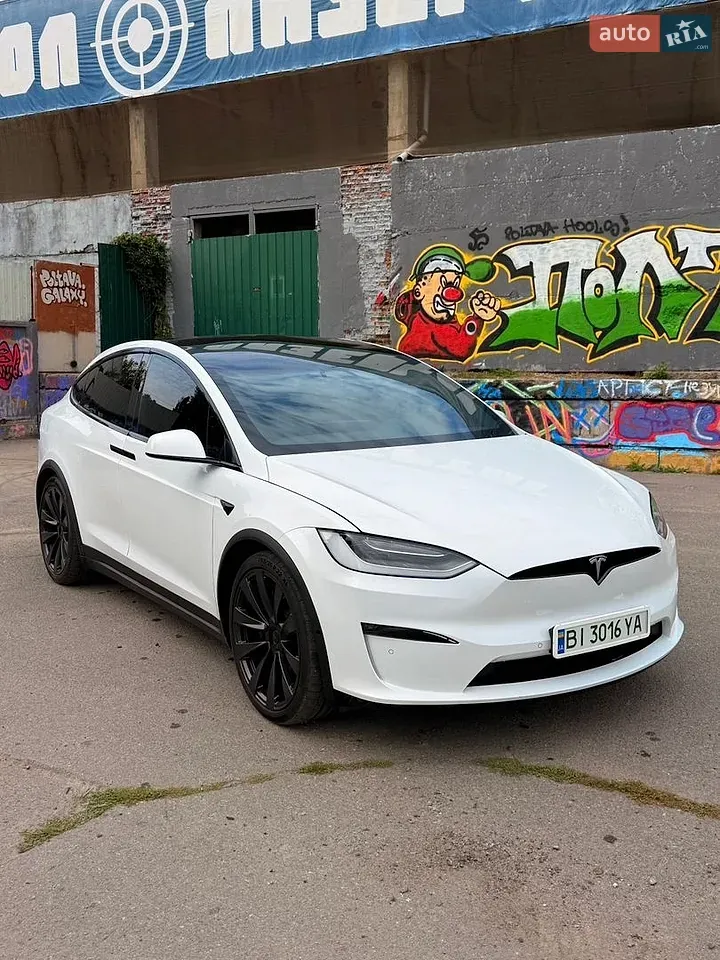 Tesla Model X