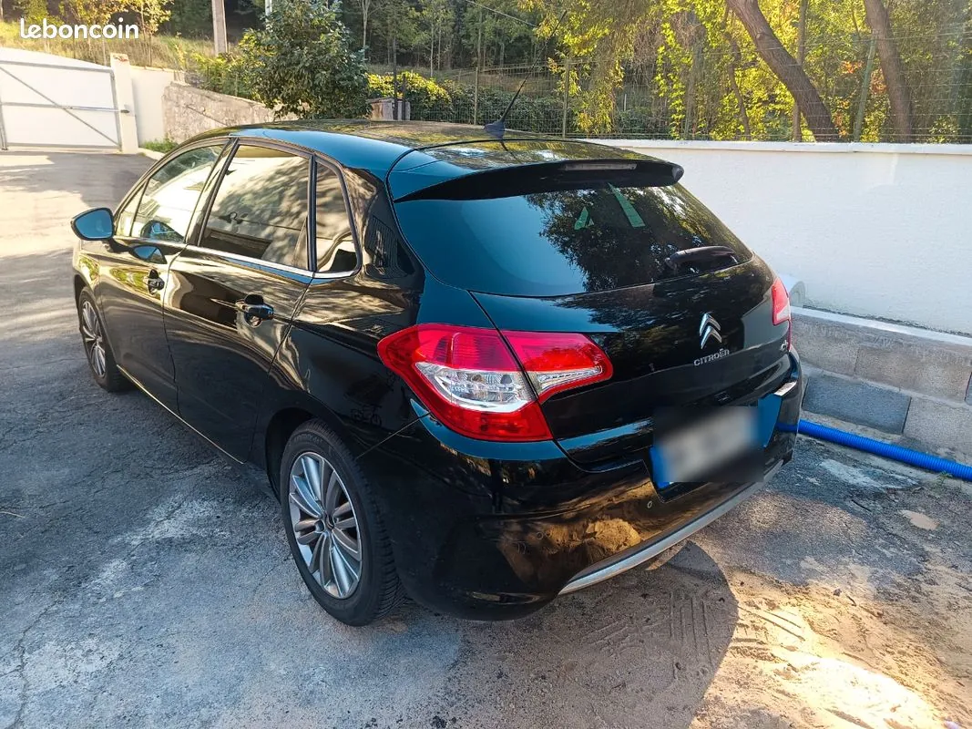 Citroen C4 2011 photo 3