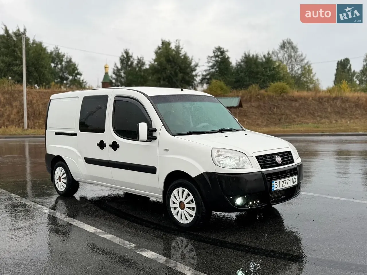 Fiat Doblo 2010 photo 3