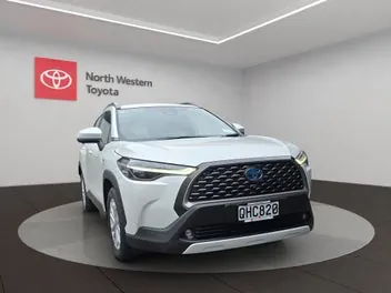Toyota Corolla Cross 2023 photo 2
