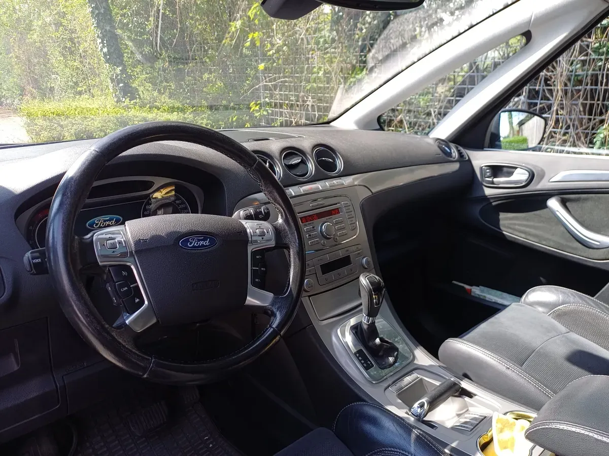 Ford S-Max 2008 photo 2