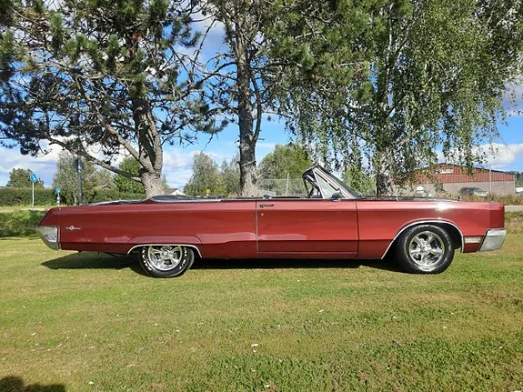 Chrysler 300 1967 photo 3