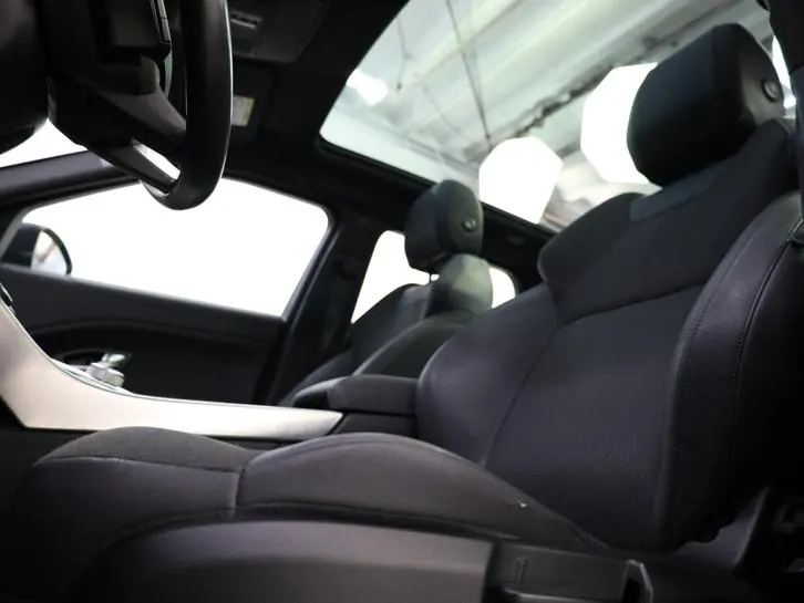 Land Rover Range Rover Evoque 2017 photo 2