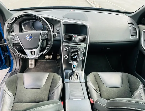 Volvo Xc60 2017 photo 2