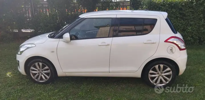 Suzuki Swift 2014 photo 3