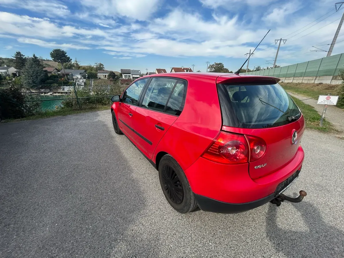 Volkswagen Golf 2007 photo 2
