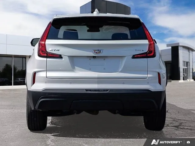 Cadillac Xt4 2024 photo 5