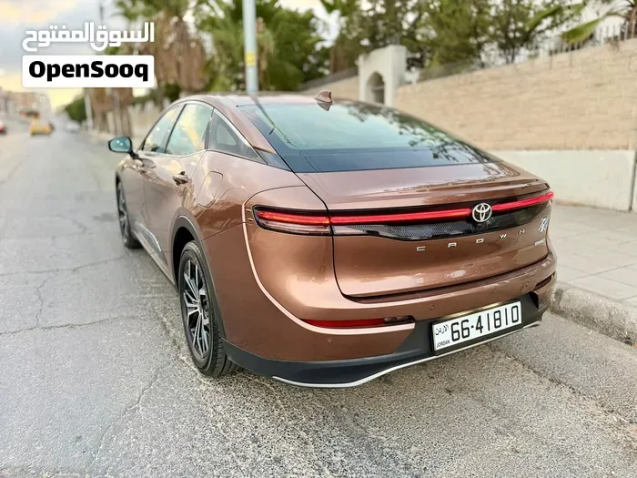 Toyota Crown 2023 photo 4