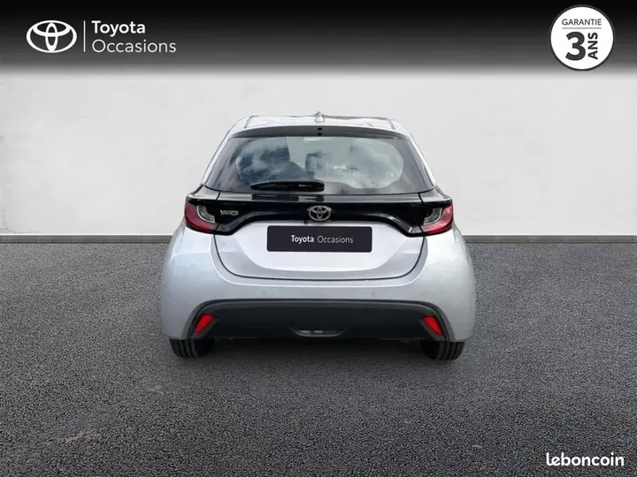 Toyota Yaris 2024 photo 4