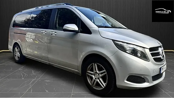 Mercedes-Benz V220