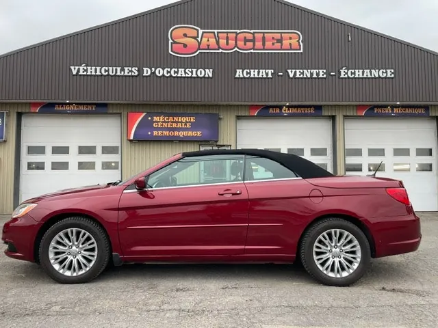 Chrysler 200