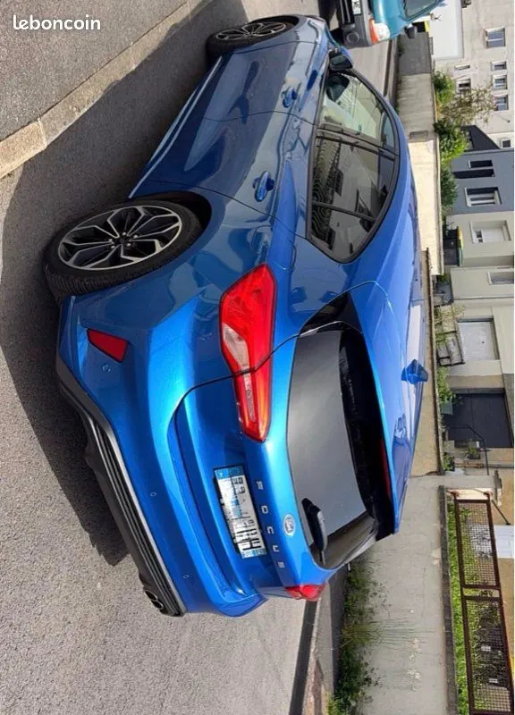 Ford Focus 2018 photo 2