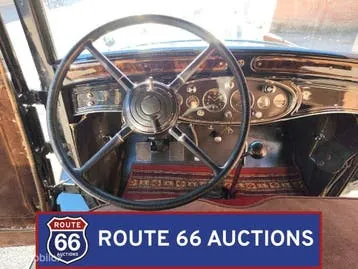 Cadillac 355 1931 photo 2