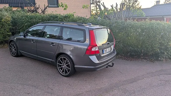 Volvo V70 2009 photo 4