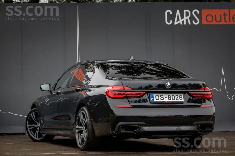 BMW 730 2017 photo 4