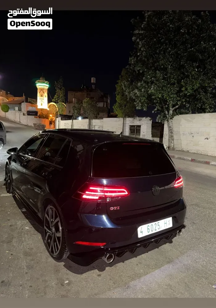 Volkswagen Golf Gti 2018 photo 2
