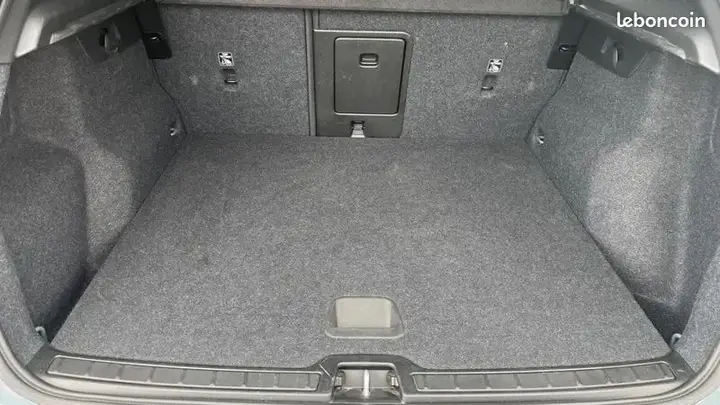 Volvo Xc40 2023 photo 4