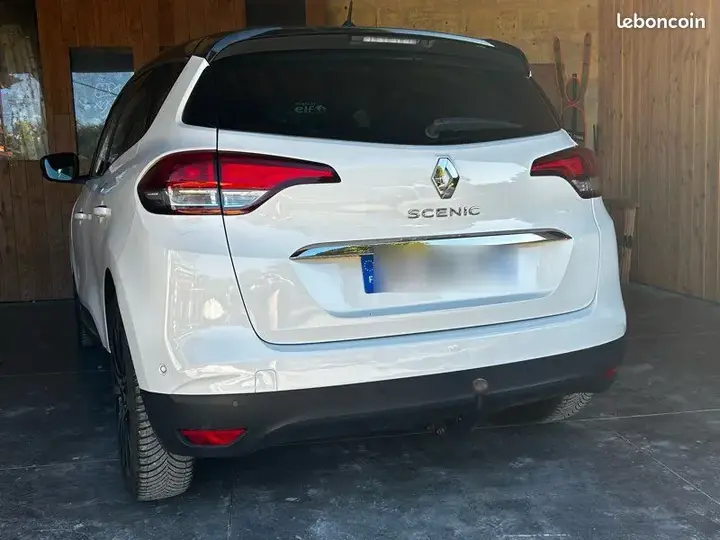 Renault Scenic 2018 photo 4