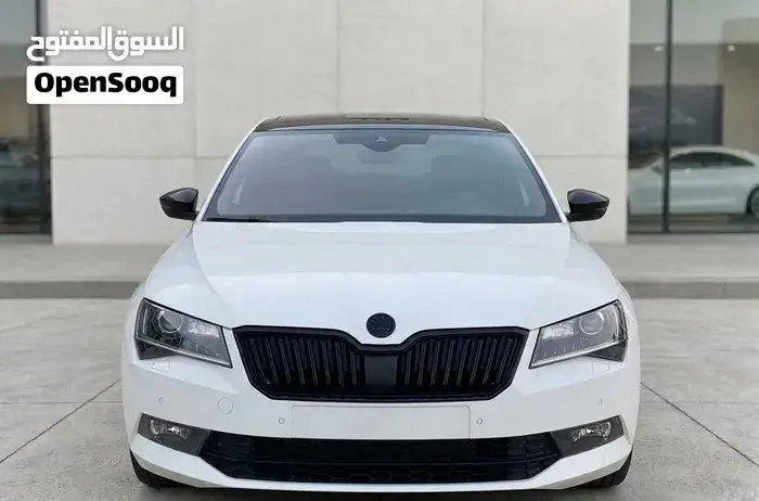 Skoda Superb 2018 photo 5
