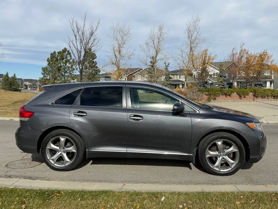 Toyota Venza 2010 photo 4