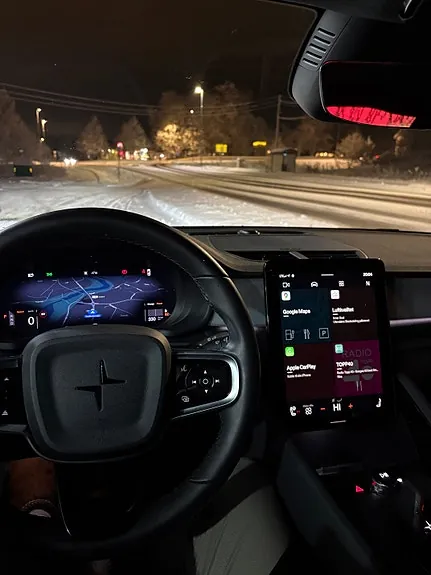 Polestar 2 2025 photo 4