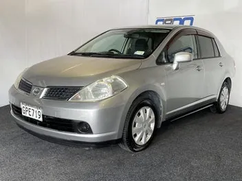 Nissan Tiida 2005 photo 4