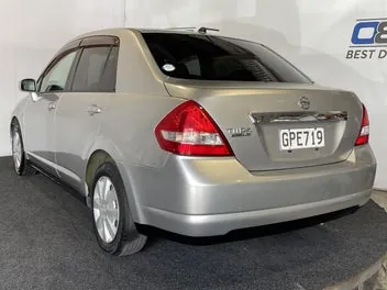 Nissan Tiida 2005 photo 5