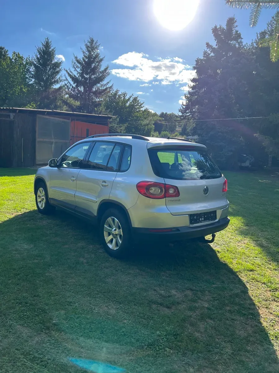 Volkswagen Tiguan 2008 photo 2