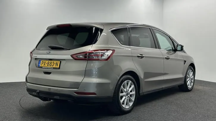 Ford S-Max 2017 photo 2