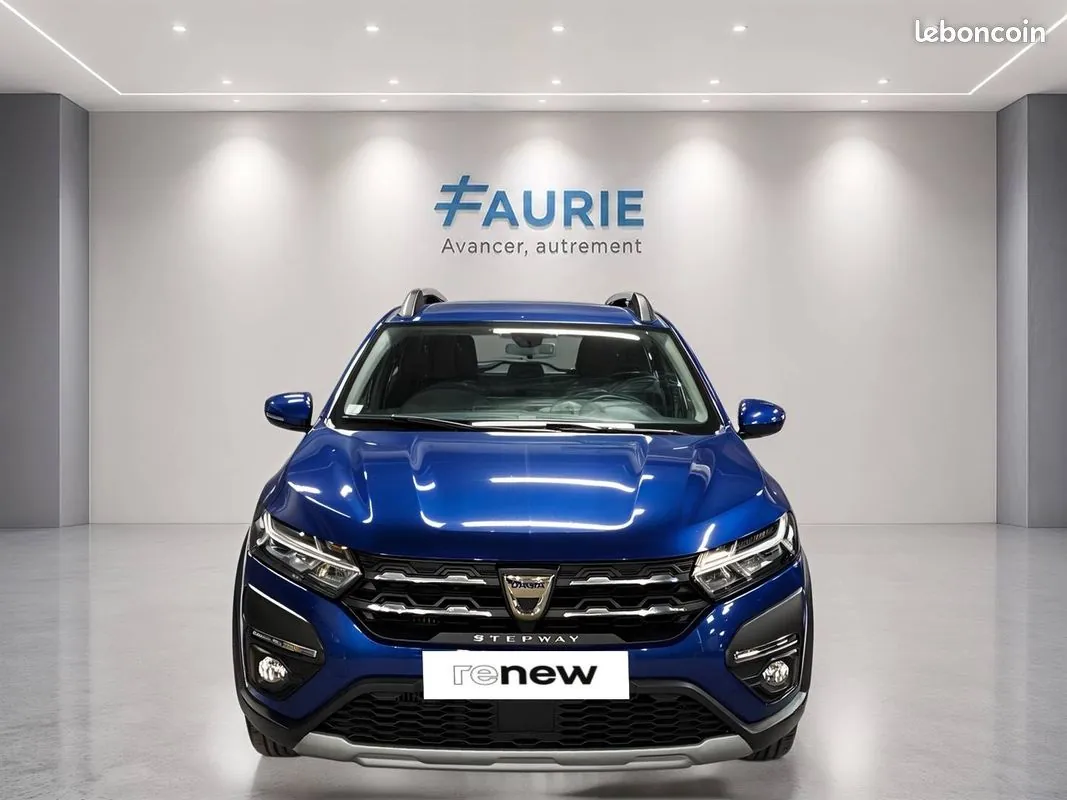 Dacia Sandero 2022 photo 2