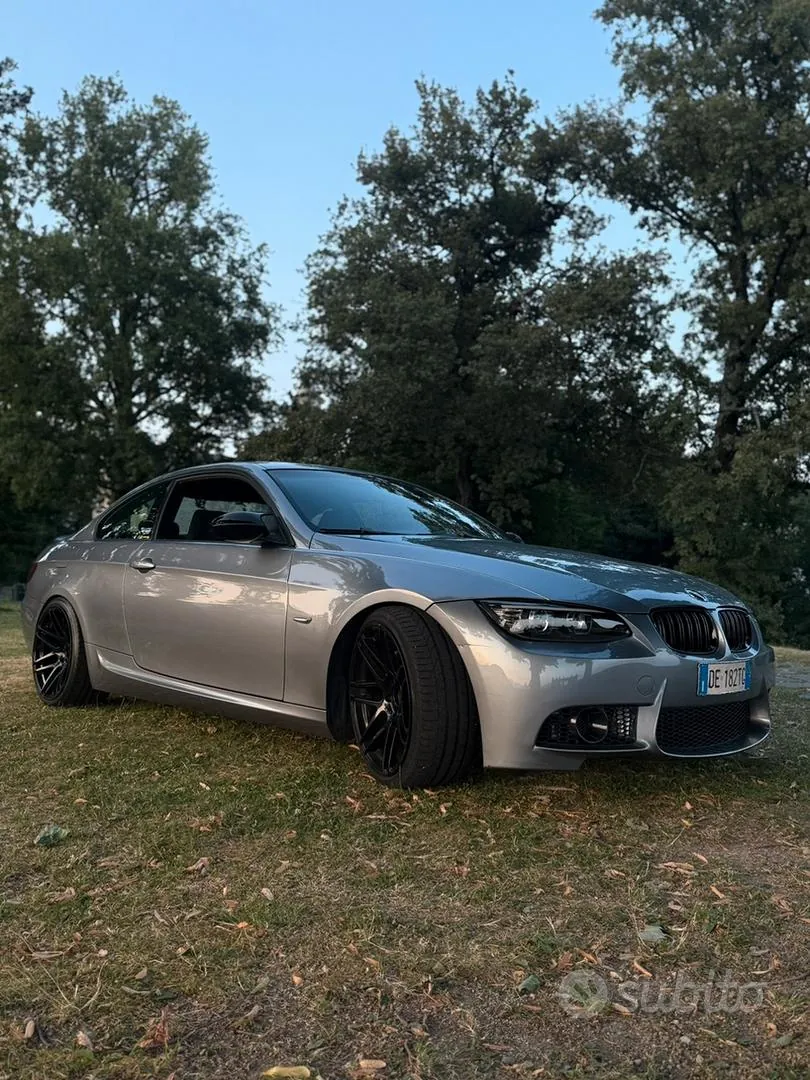 BMW E92 2006 photo 2