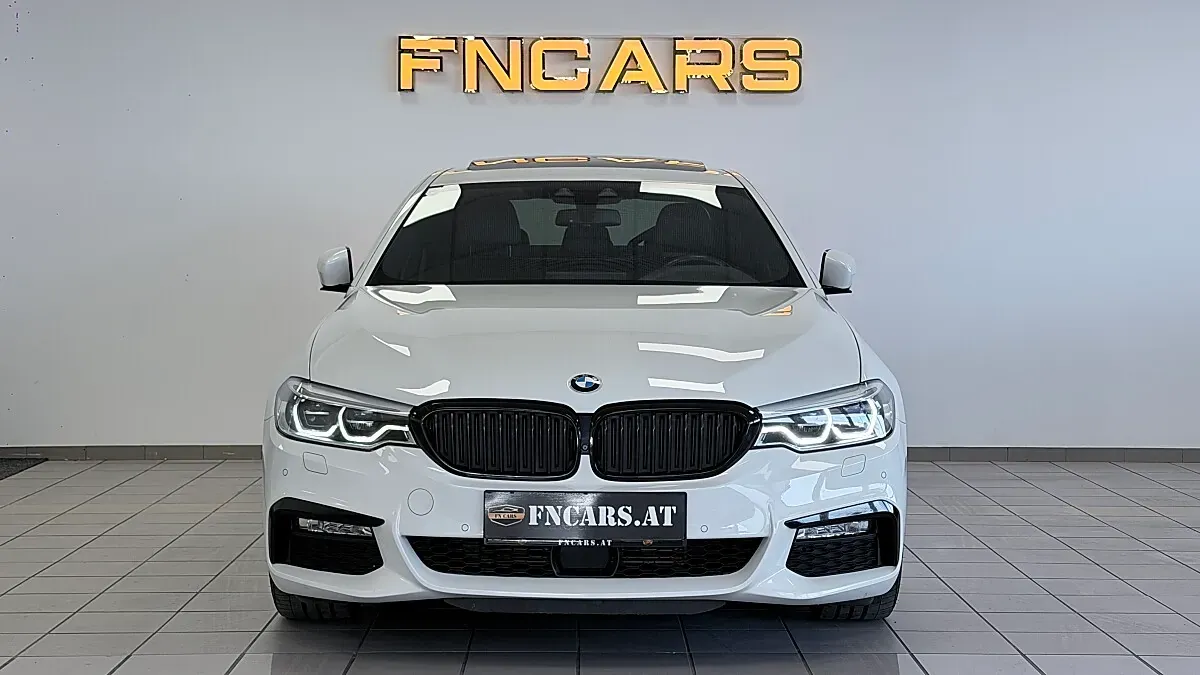 BMW 5 Series 2017 photo 2